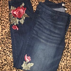 Vintage America Boho Skinny 12R Rose appliqué